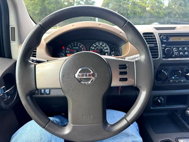 Photo of 2005 Granite Clearcoat Metallic Nissan Xterra