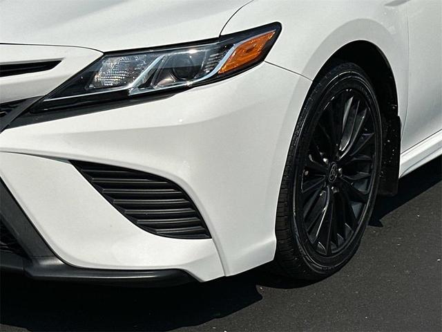 Photo of 2020 Super White Toyota Camry