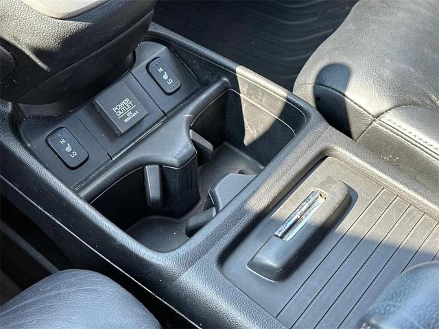 Photo of 2014 Crystal Black Pearl Honda CR-V