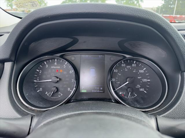 Photo of 2018 Caspian Blue Nissan Rogue