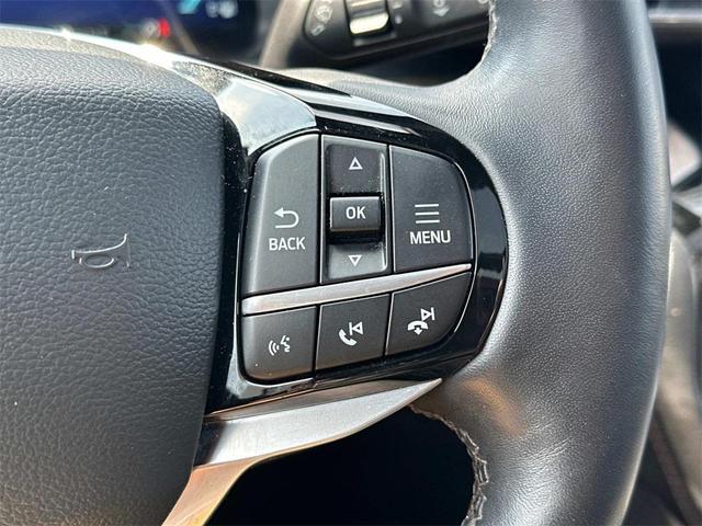 Photo of 2022 Star White Metallic Tri-Coat Ford Explorer