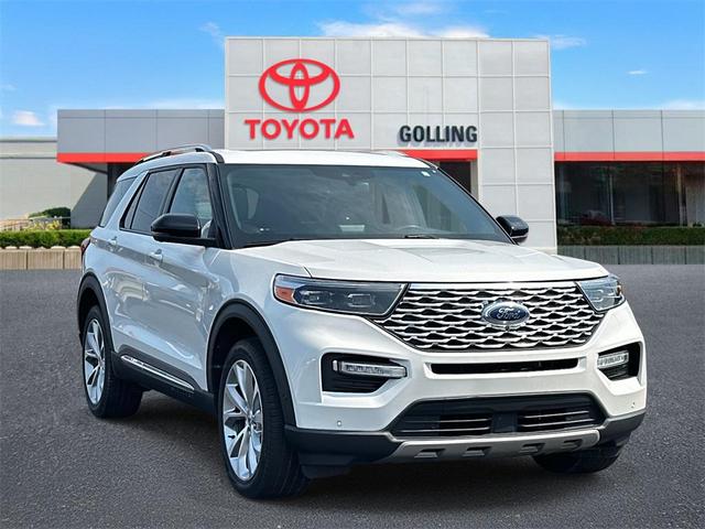 Photo of 2022 Star White Metallic Tri-Coat Ford Explorer