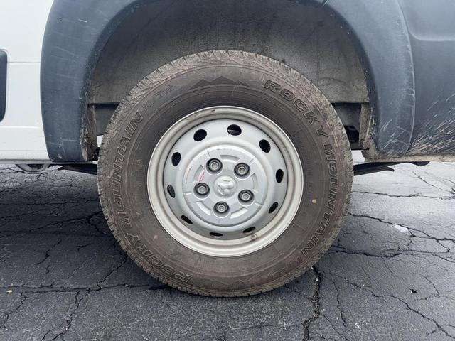 Photo of 2019 Bright White Clearcoat RAM ProMaster 2500