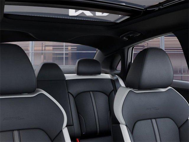 Photo of 2025 Snow White Pearl Kia K5