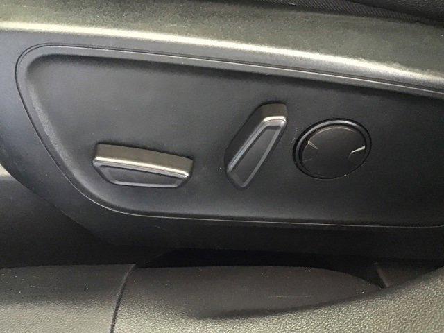 Photo of 2022 Oxford White Ford Escape