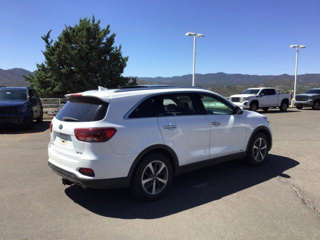 Photo of 2019 Snow White Pearl Kia Sorento