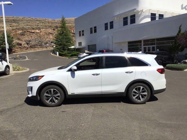 Photo of 2019 Snow White Pearl Kia Sorento