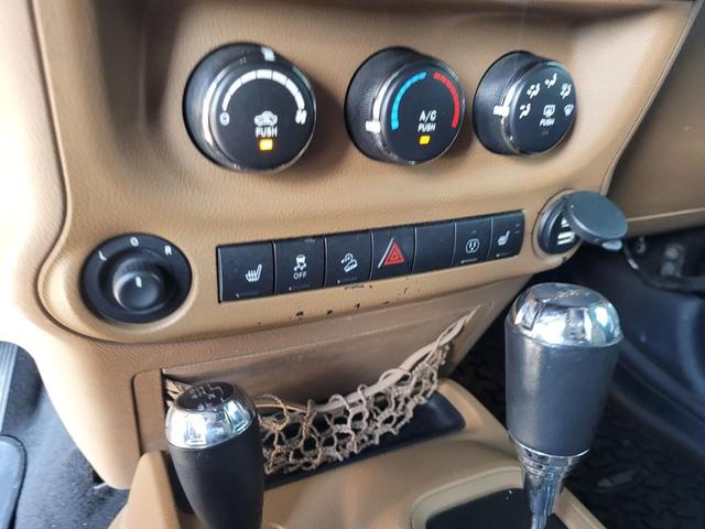 Photo of 2014 Black Clearcoat Jeep Wrangler