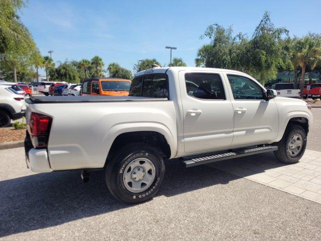 Photo of 2022 White Toyota Tacoma