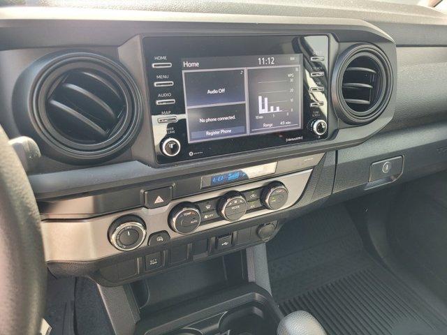 Photo of 2022 White Toyota Tacoma
