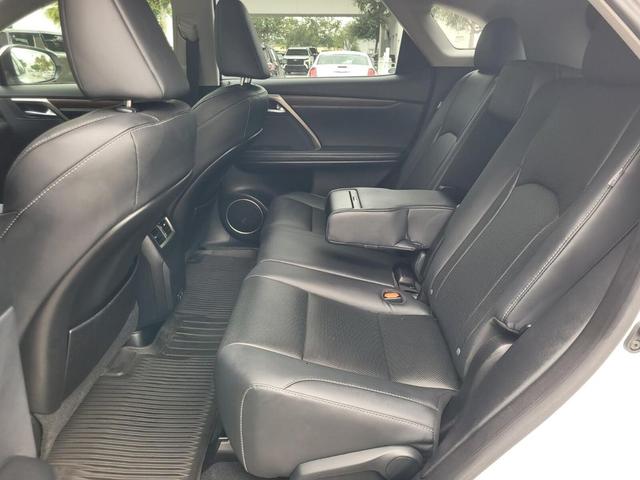 Photo of 2022 White Lexus RX 350