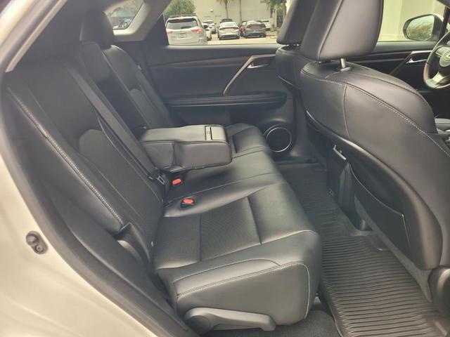 Photo of 2022 White Lexus RX 350
