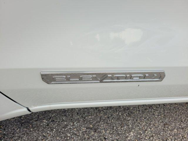 Photo of 2025 Summit White GMC Canyon