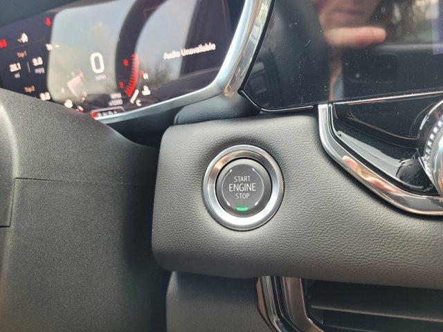Photo of 2025 Summit White GMC Canyon