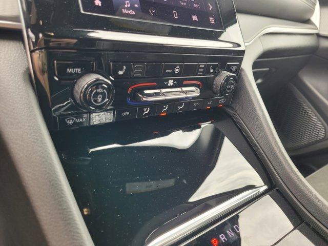 Photo of 2025 Diamond Black Jeep Grand Cherokee L