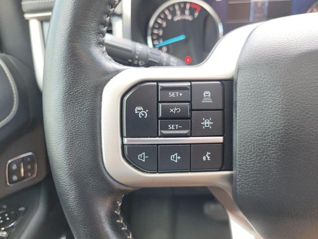 Photo of 2022 Agate Black Metallic Ford Expedition