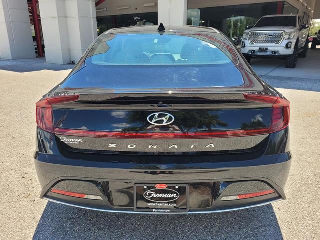 Photo of 2023 Onyx Black Hyundai SONATA
