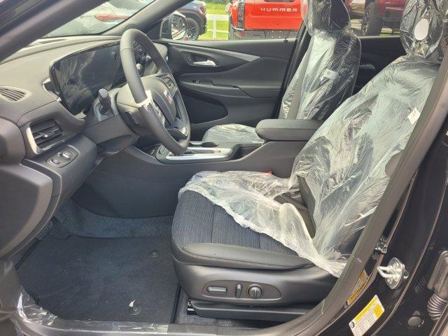 Photo of 2025 Ebony Twilight Metallic Buick Envista