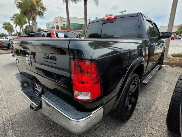 Photo of 2015 Brilliant Black Crystal Pearlcoat RAM 1500