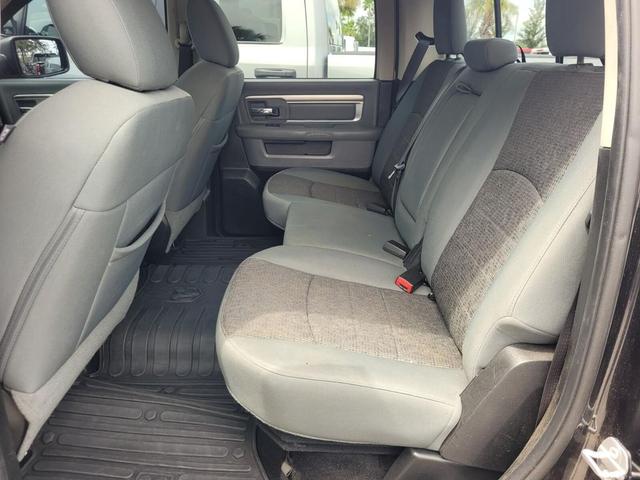 Photo of 2015 Brilliant Black Crystal Pearlcoat RAM 1500
