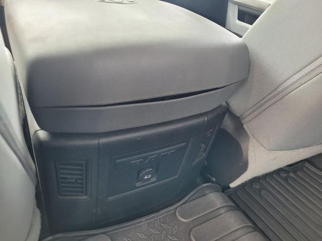 Photo of 2015 Brilliant Black Crystal Pearlcoat RAM 1500