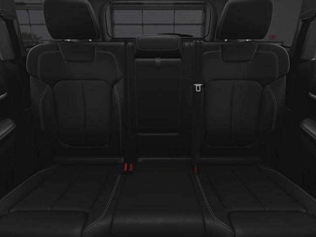 Photo of 2025 Diamond Black Jeep Grand Cherokee