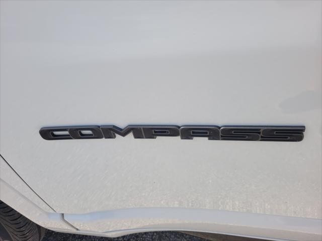 Photo of 2023 Bright White Clearcoat Jeep Compass