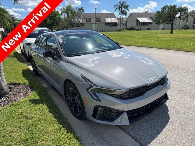 Photo of 2025 Wolf Gray Kia K5