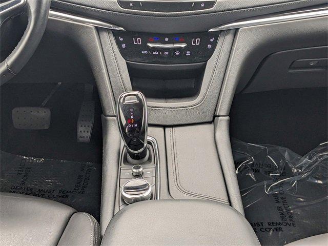 Photo of 2024 Silver Metallic Cadillac XT5