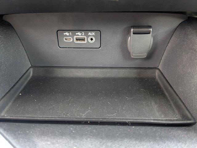 Photo of 2020 Black Nissan Altima