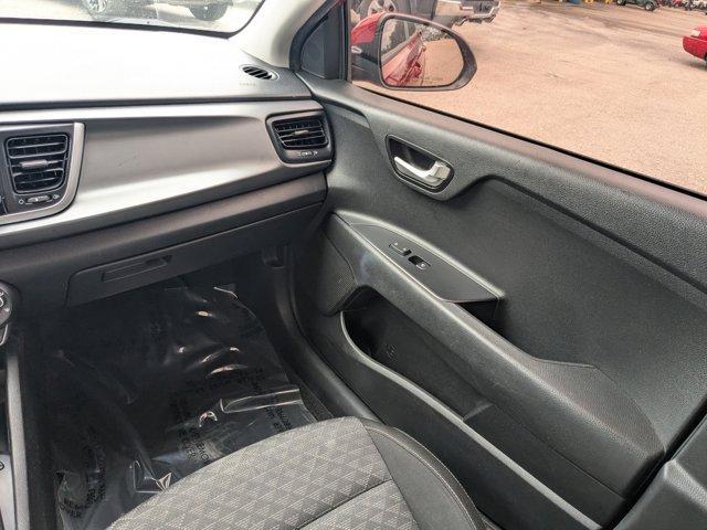 Photo of 2019 Currant Red Kia Rio