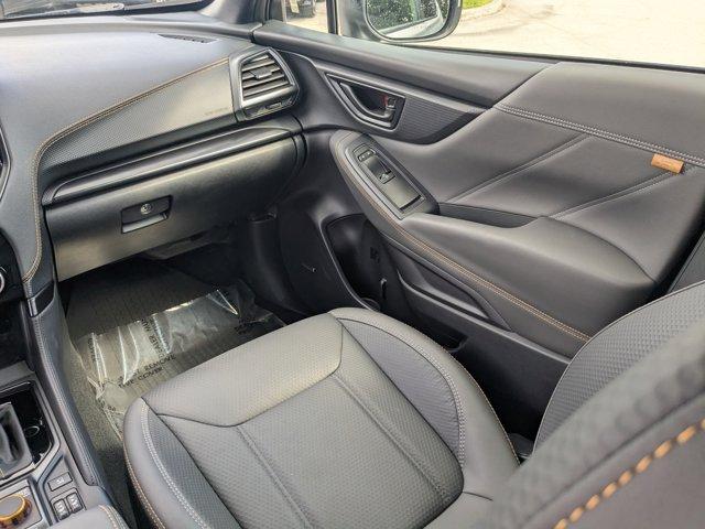 Photo of 2024 Ice Silver Metallic Subaru Forester