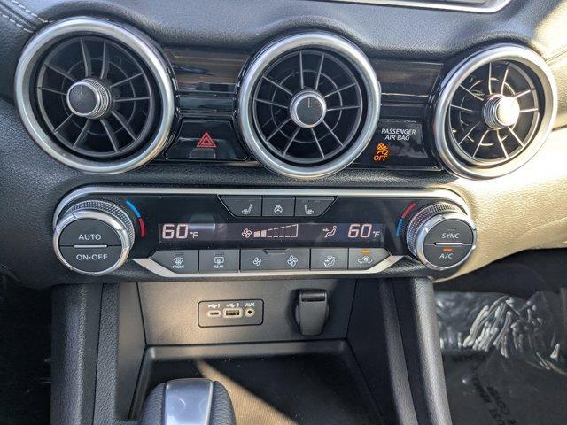 Photo of 2023 Black Nissan Sentra