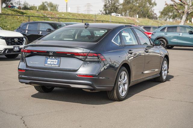 Photo of 2025 Meteorite Gray Metallic Honda Accord