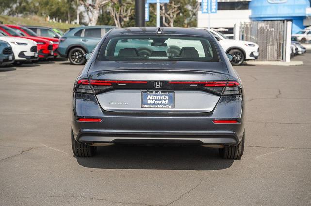 Photo of 2025 Meteorite Gray Metallic Honda Accord