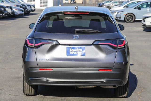 Photo of 2026 Gray Honda HR-V