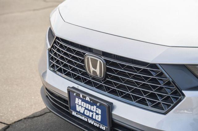 Photo of 2025 Solar Silver Metallic Honda Accord Hybrid