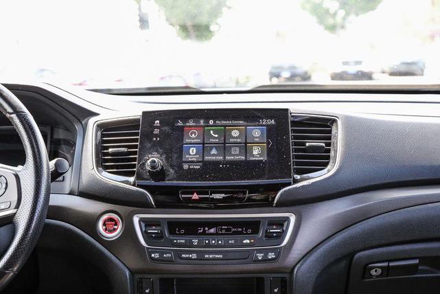 Photo of 2023 Lunar Silver Metallic Honda Passport