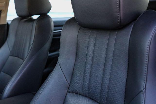 Photo of 2022 Still Night Pearl Honda Accord