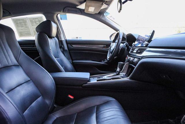 Photo of 2022 Still Night Pearl Honda Accord