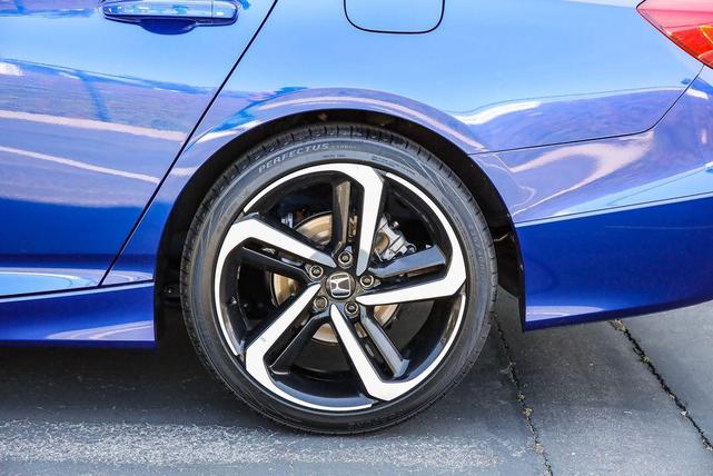 Photo of 2022 Still Night Pearl Honda Accord
