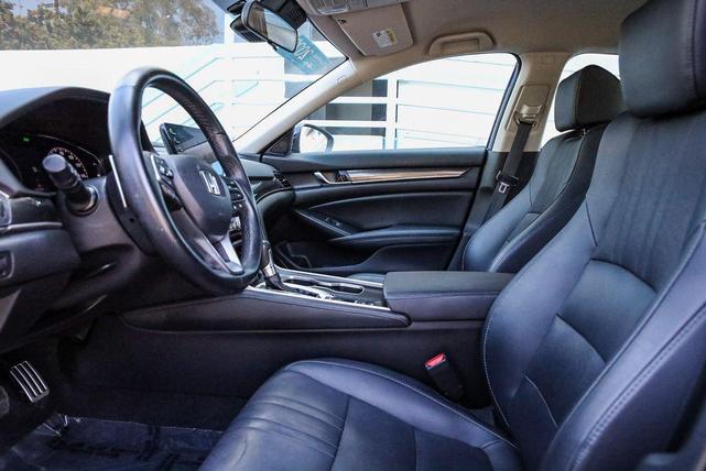 Photo of 2022 Still Night Pearl Honda Accord