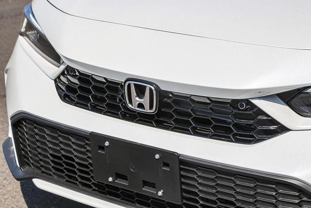 Photo of 2026 Platinum White Pearl Honda Civic Hybrid