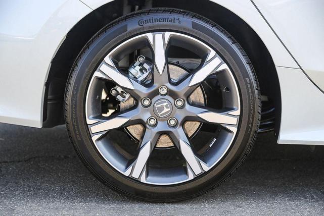Photo of 2026 Platinum White Pearl Honda Civic Hybrid