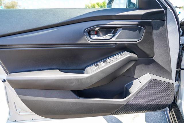 Photo of 2023 Lunar Silver Metallic Honda Accord