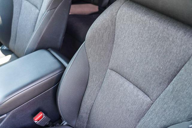 Photo of 2023 Lunar Silver Metallic Honda Accord
