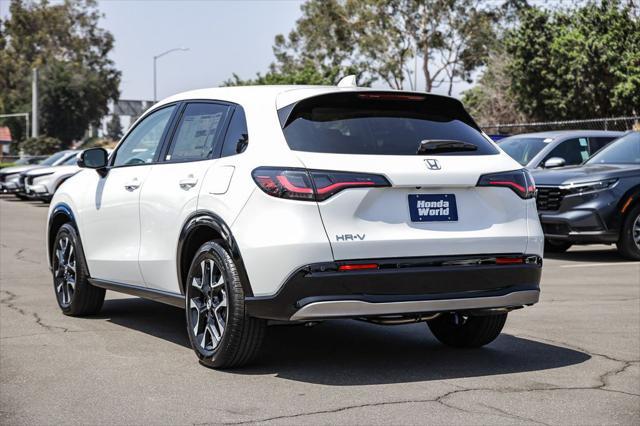 Photo of 2026 Platinum White Pearl Honda HR-V
