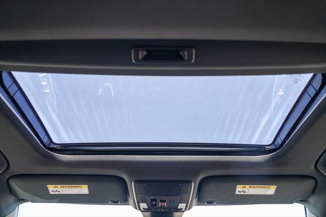 Photo of 2025 Solar Silver Metallic Honda Civic Hybrid