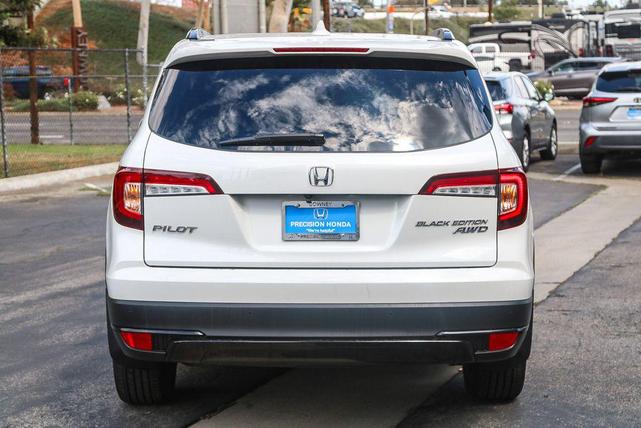 Photo of 2022 Platinum White Pearl Honda Pilot