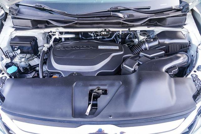 Photo of 2020 Platinum White Pearl Honda Odyssey